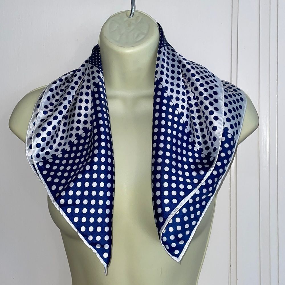 Vtg mid Century Celebrities by Desco blue & white polka‎ dot blocks square scarf